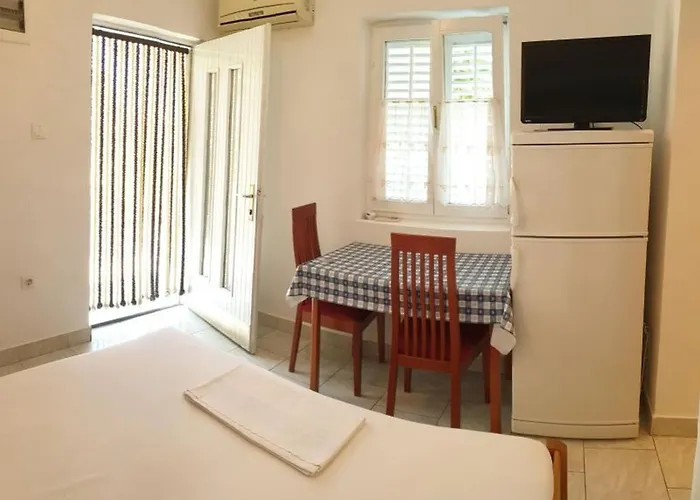 Andelic Sveti Filip i Jakov